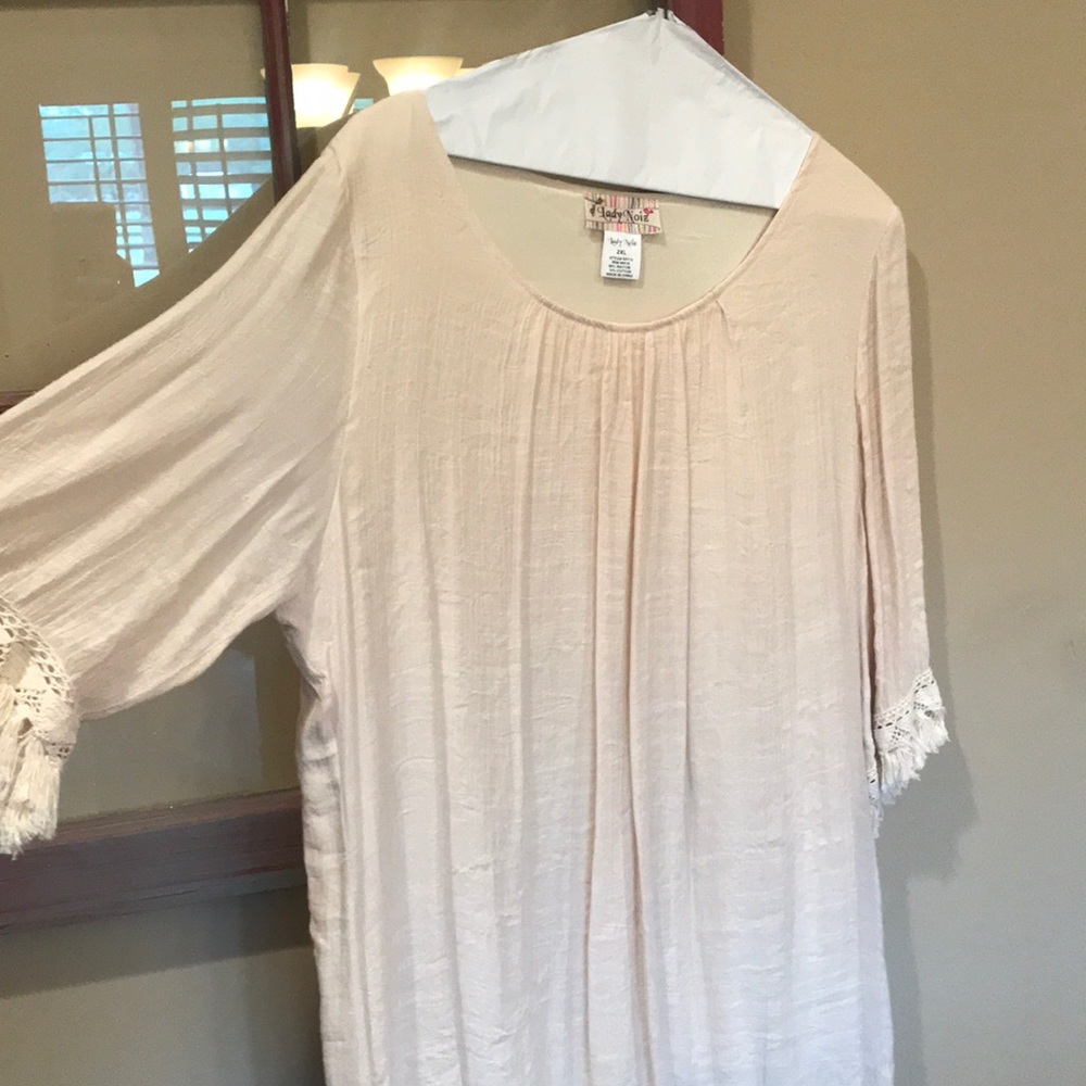 Women’s 2xl shirt